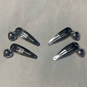 NEW Silver Heart Snap Barette (4 piece)